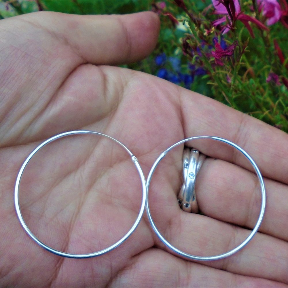 NWOT - 40mm 925 Sterling Silver Hoop earrings endless infinity tube hoops